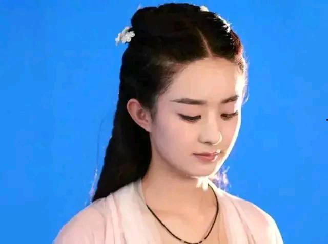 娱乐吃瓜赵丽颖,娱乐圈的瓜田,她如何成为吃瓜群众的焦点?