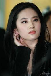 娱乐吃瓜君刘亦菲采访,揭秘娱乐圈女神的幕后故事